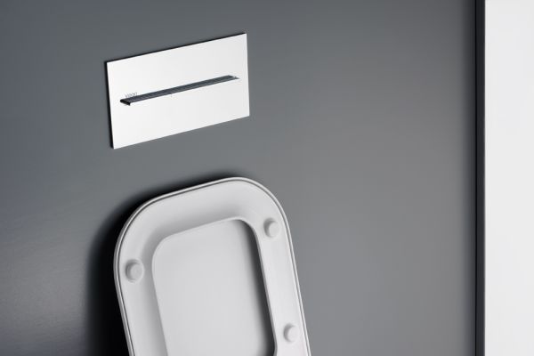 Das Bild zeigt eine Toilette von Ideal Standard, die mit der neuen 