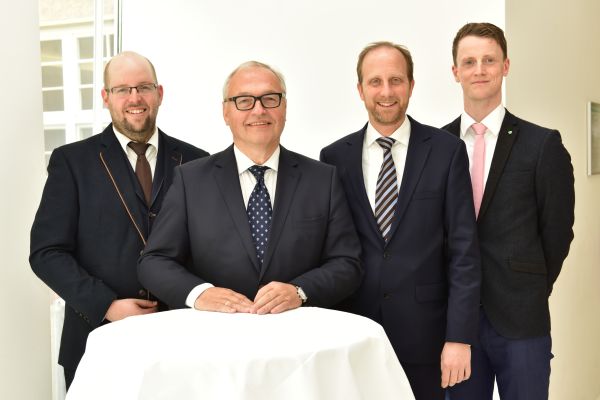 Tony Krönert, Karl-Heinz Stawiarski, Dr. Martin Sabel und Michael Koch
