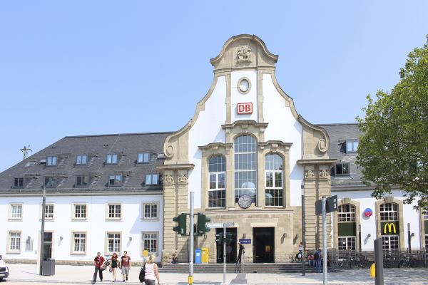 Der Marburger Hauptbahnhof 