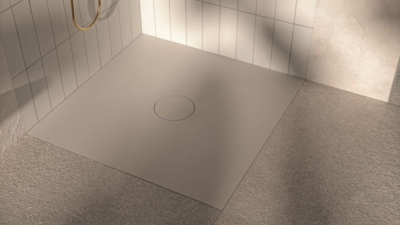 So plan und vollkommen wie „BetteAir“ hat sich bisher noch keine Duschfläche aus glasiertem Titan-Stahl zu einem integralen Bestandteil des Badbodens gemacht.
