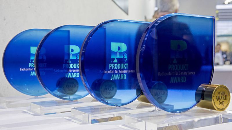 Das Bild zeigt die Produkt-Awards.