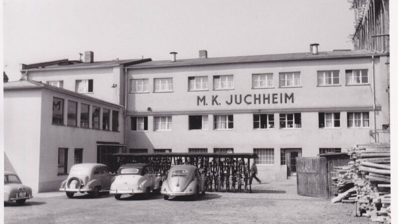 Das Bild zeigt den Firmensitz von früher.