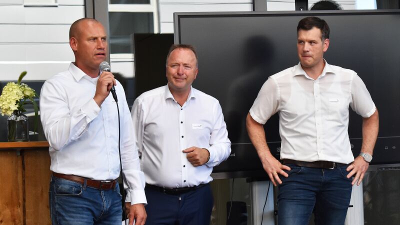 Bild zeigt Andre Wittmann (kaufmännischer Geschäftsführer), Thomas Pollmeier (Inhaber) und Christian Brüggemann (technischer Geschäftsführer)
