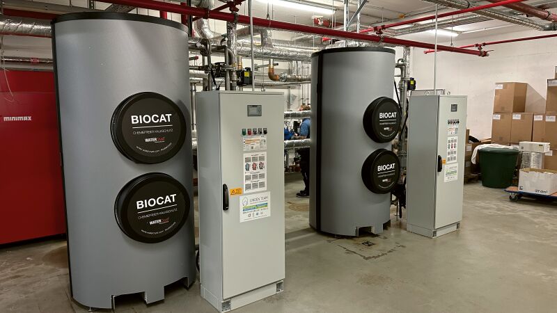 Das Bild zeigt Biocat-Anlagen.