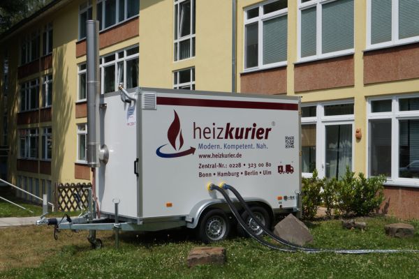 Mobile Heizzentrale von Heizkurier.