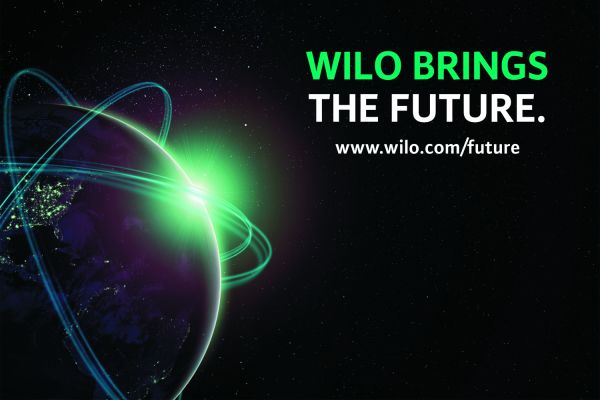 Das Bild zeigt ein Werbeplakat der Firma Wilo mit der Aufschrift: Wilo bringt die Zukunft.