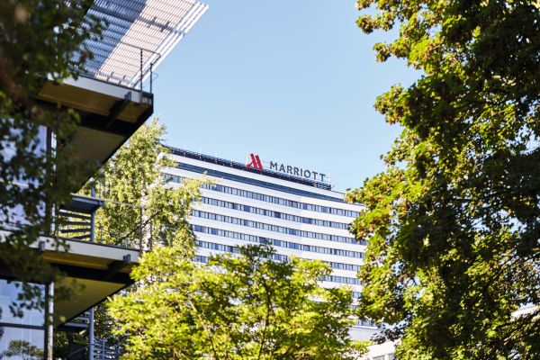 Das Marriott World Conference Hotel in Bonn von außen.