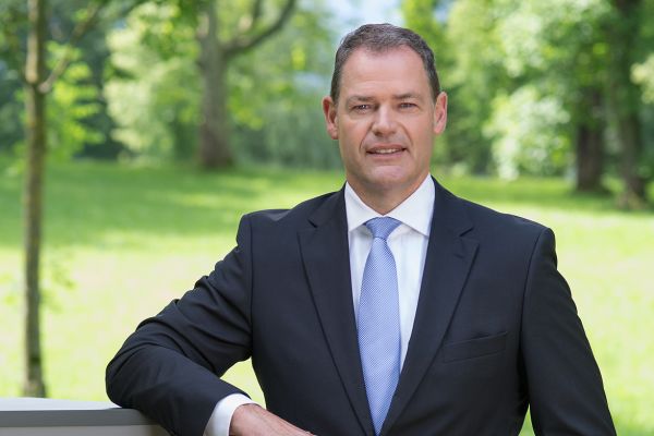 Heinz-Werner Schmidt, Vorstandsvorsitzender von Neura.