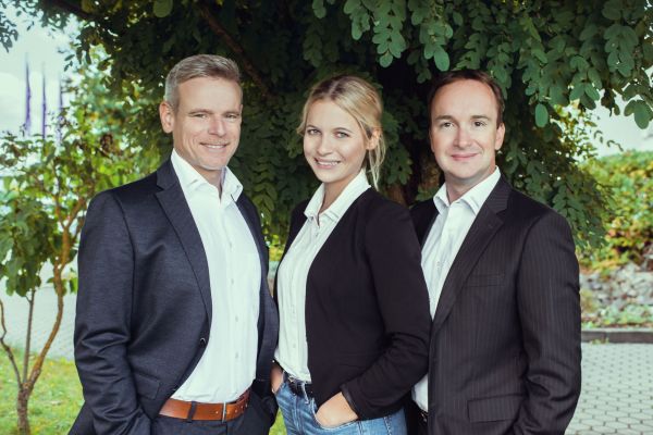 Das Bild zeigt Andreas Molitor und seine Kollegen Annika Klink sowie Stephan Schreck.