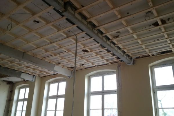 Sanierung der Decken in der Senioren-Wohnanlage in Oldenburg.