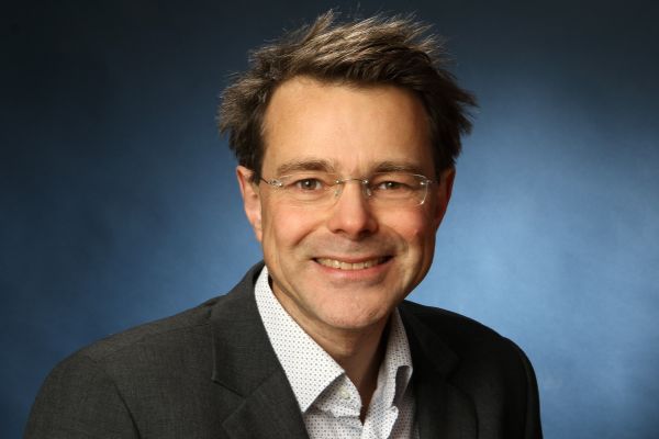 Profilbild von Dr. Thomas Kost.