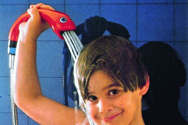 Handbrause aus den 80er Jahren in Form des freundlichen Seeungeheuers Nessie - Duschspaß für Kinder