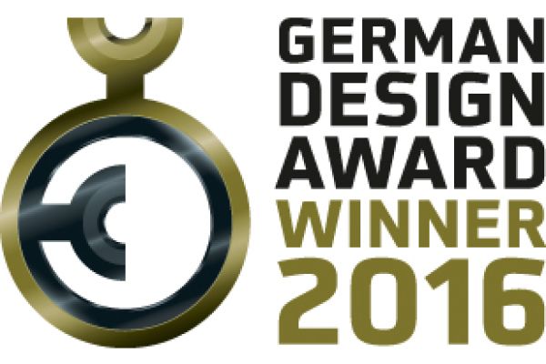 Das Bild zeigt das Logo vom German Design Award aus dem Jahr 2016. Damit werden Produkte ausgezeichnet, die unter anderem durch ihr Design besonders überzeugen.